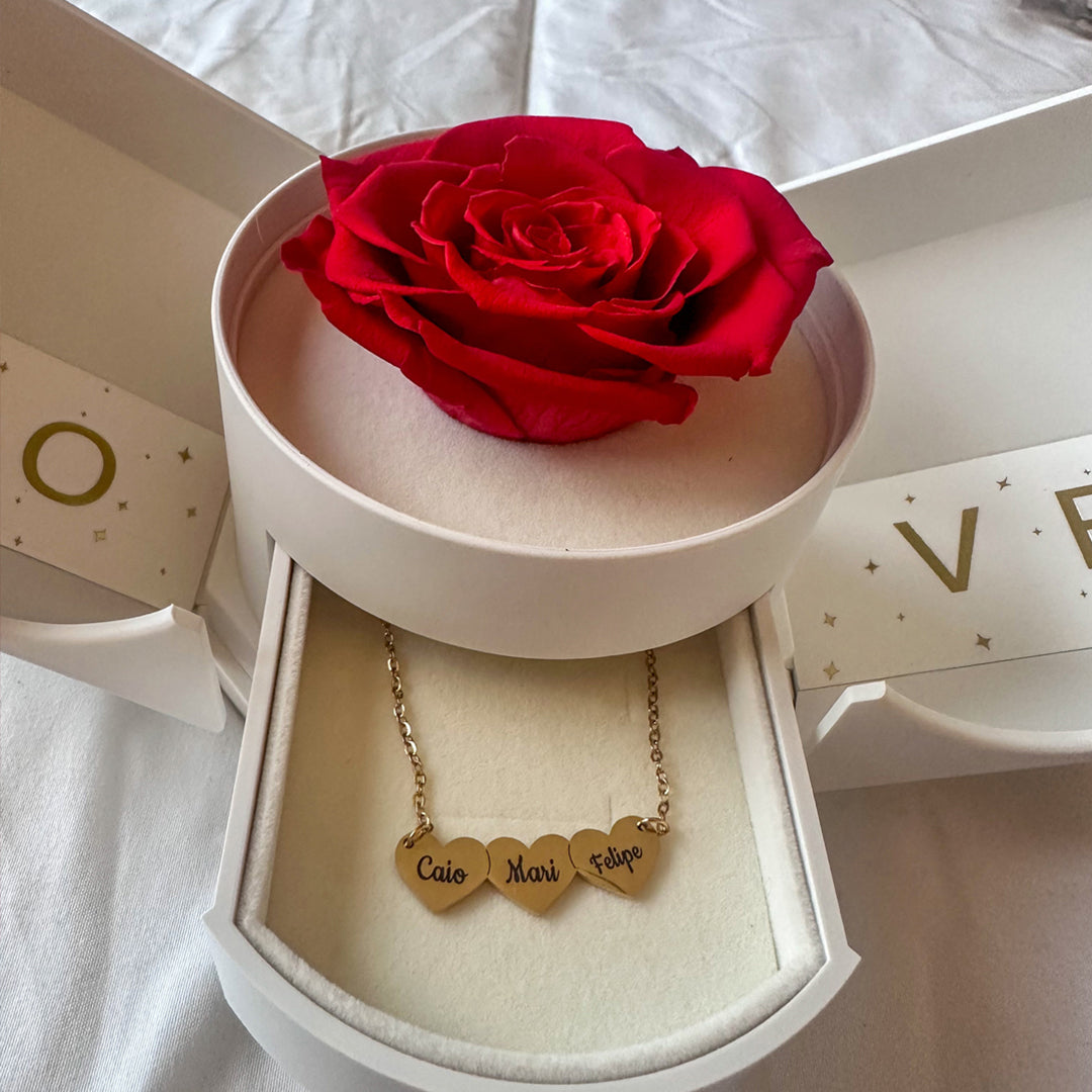 Collar de corazones personalizable