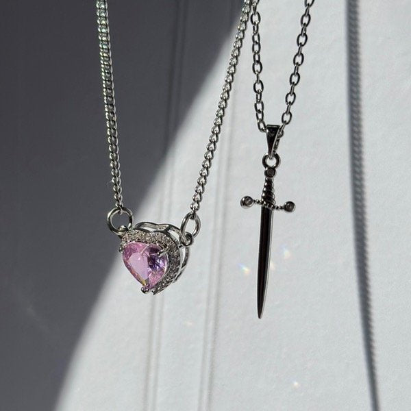 Collar Heartblade + Collar de espada de regalo