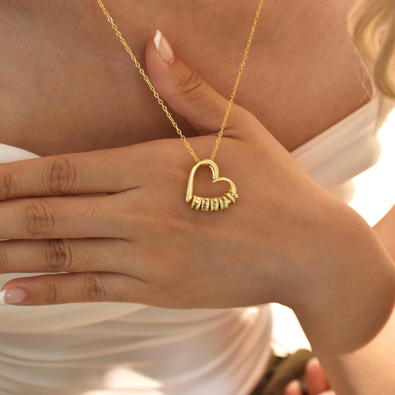 Collar Personalizable “El Corazón de la Familia”