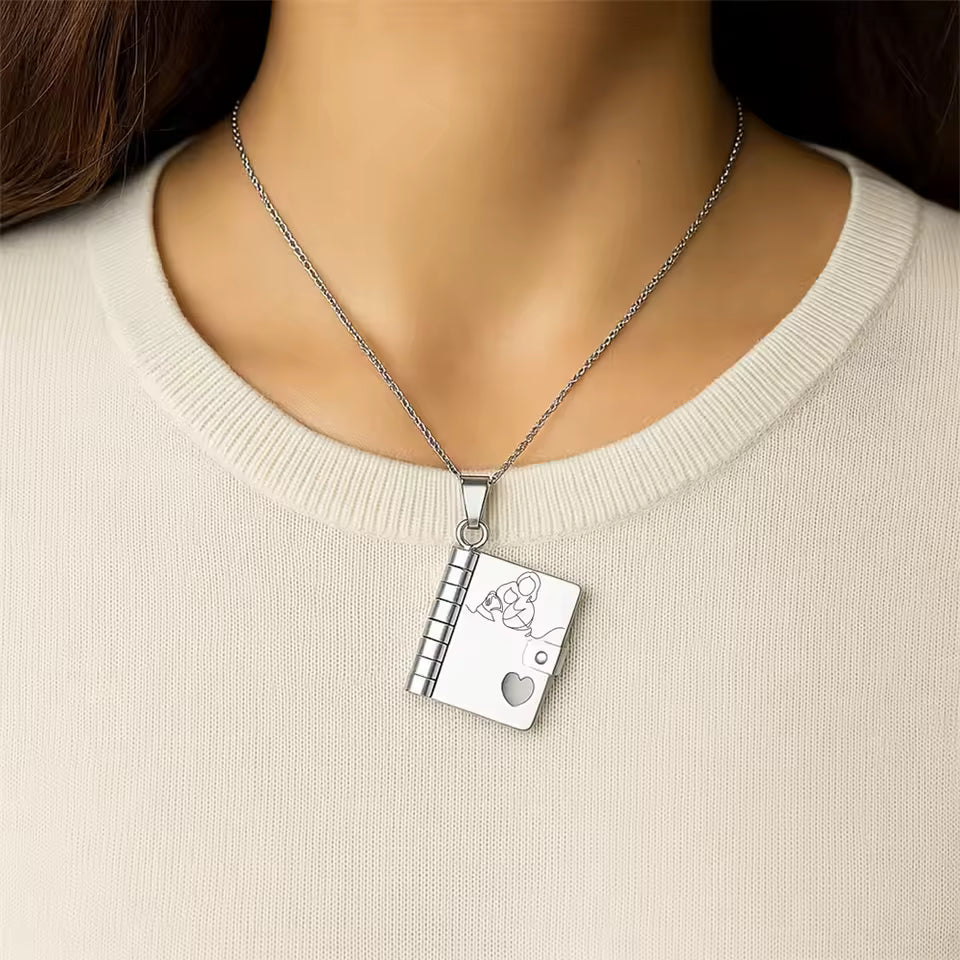 Para Mi Nieta - Collar de libro